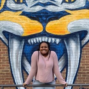 Meet your Posher, Jada